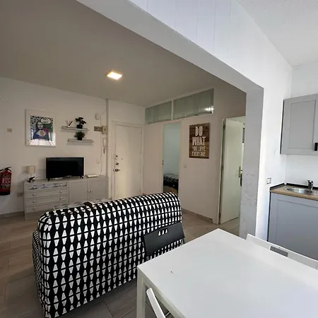 Cg131 - Centro 50 Metros, Playa 650 Metros, Wifi, Fire Stick Amazon Apartamento *