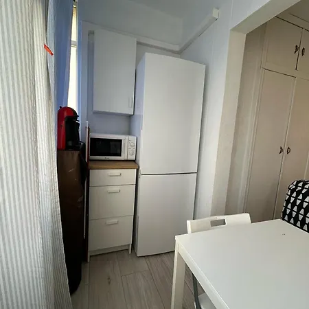 Lägenhet Cg131 - 1-bedroom With Ac And Lift - 1 Min From The Pedestrian Centre