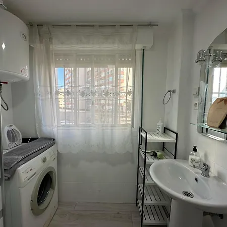 Cg131 - 1-bedroom With Ac And Lift - 1 Min From The Pedestrian Centre Torremolinos