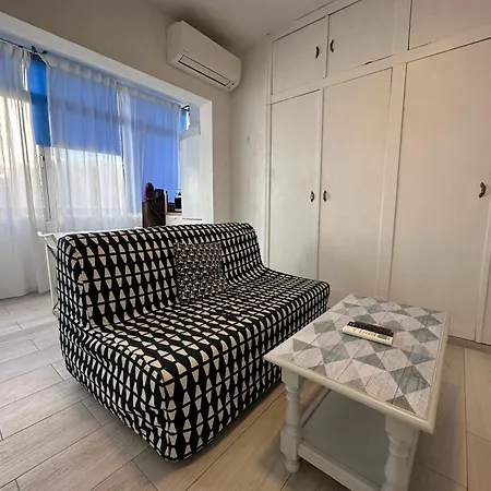 Daire Cg131 - 1-bedroom With Ac And Lift - 1 Min From The Pedestrian Centre *