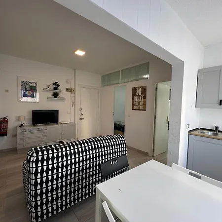 Cg131 - Centro 50 Metros, Playa 650 Metros, Wifi, Fire Stick Amazon Apartment *